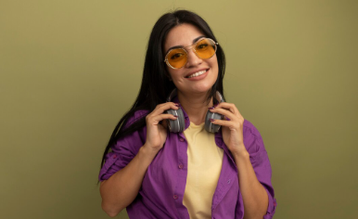 17648358981764835898