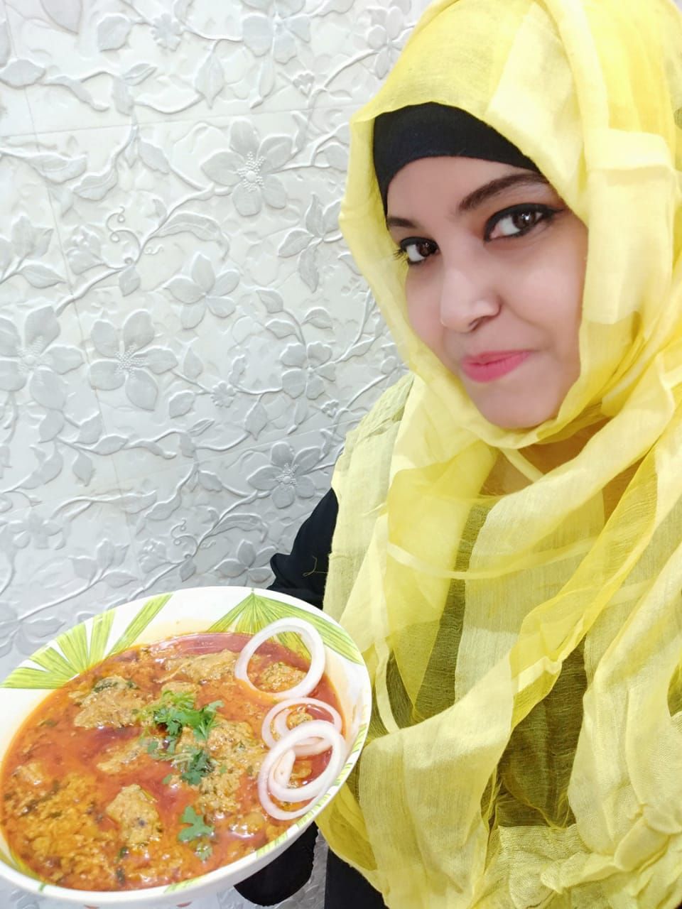 afreen with her product