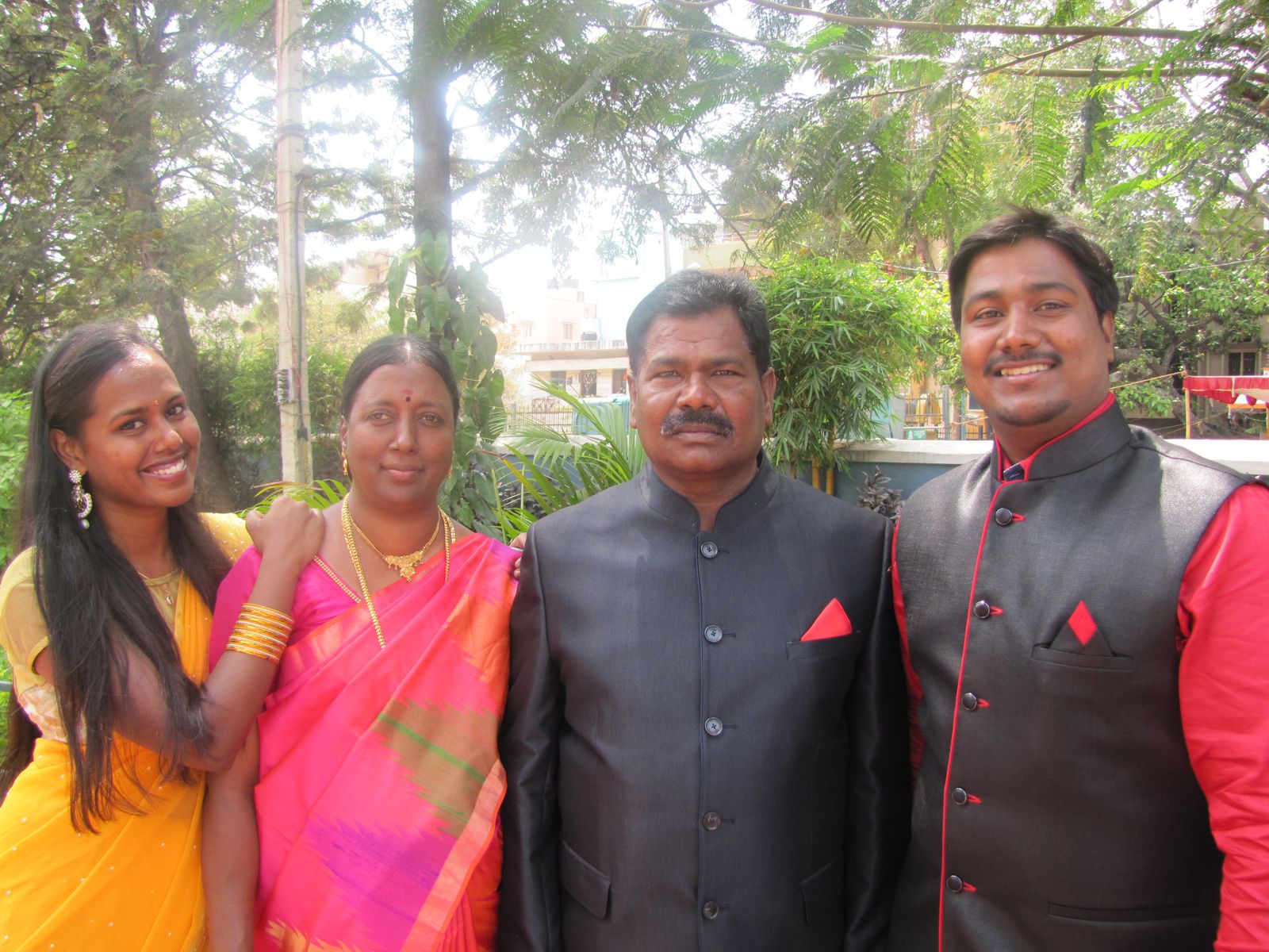 kavya with her family