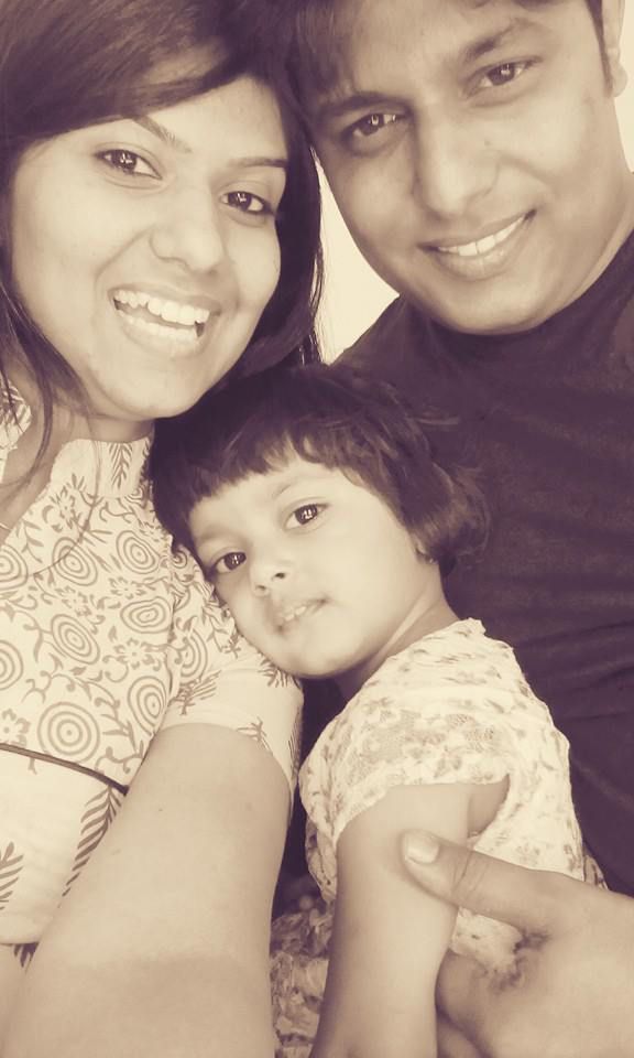 priyanka with husband and daughter